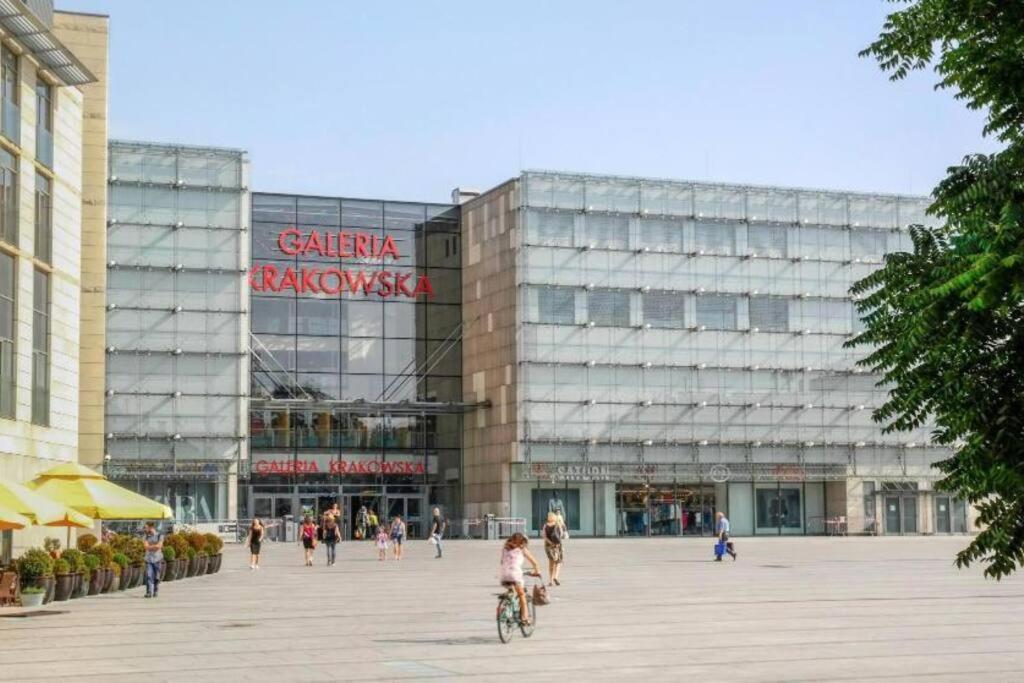 Apartament W Scislym Centrum Krakowa Z Parkingiem! المظهر الخارجي الصورة